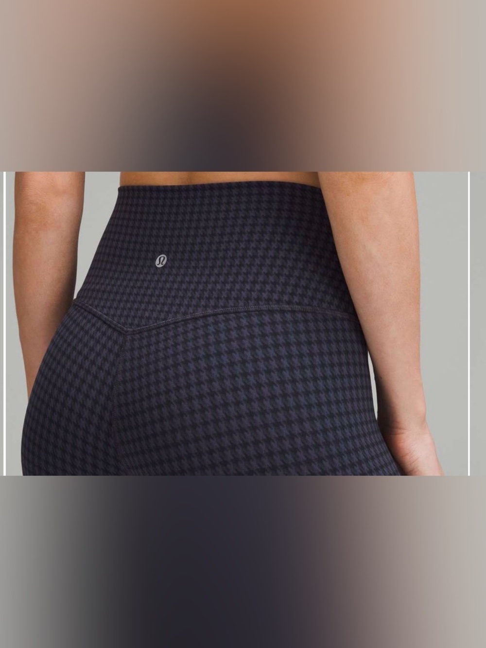 Michael Kors High-Waist Houndstooth Leggings in Black and Purple
